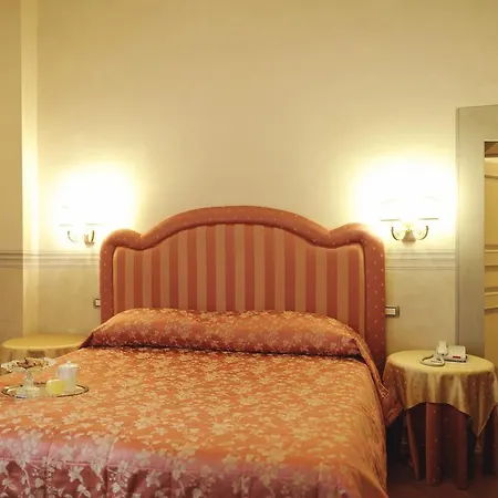 Hotel Relais Badia Di Campoleone 4*