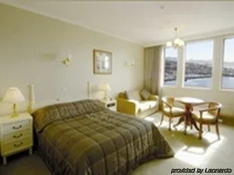 Relais Badia Di Campoleone Hotel