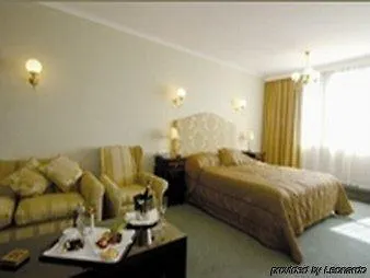 Relais Badia Di Campoleone