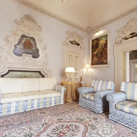 Hotel Relais Badia Di Campoleone 4*