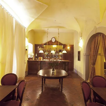 Relais Badia Di Campoleone Hotel 4*