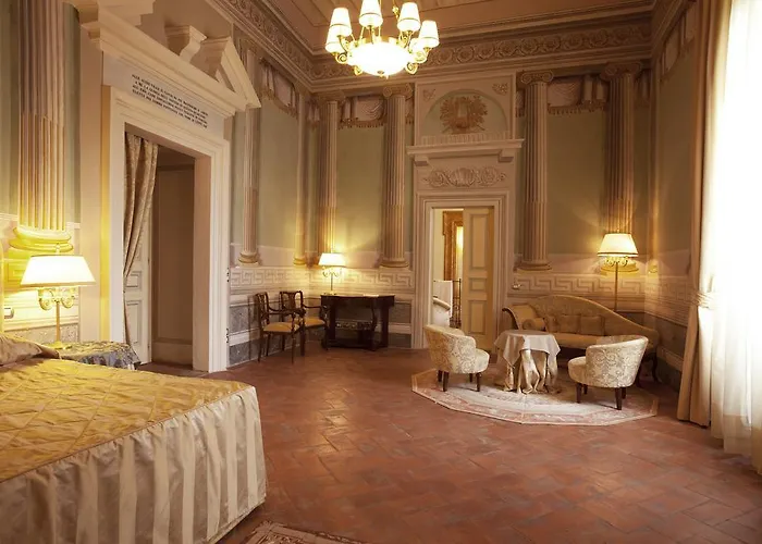 Hotell Relais Badia Di Campoleone