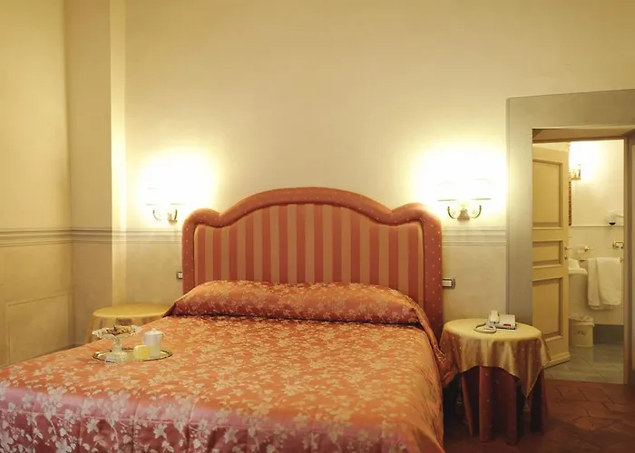 Hotell Relais Badia Di Campoleone 4*