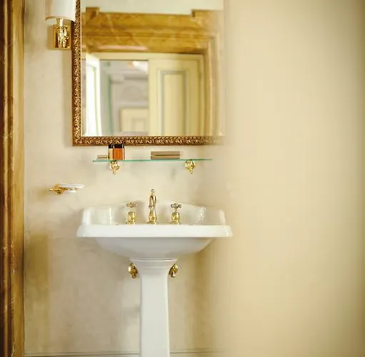 Hotell Relais Badia Di Campoleone Capolona