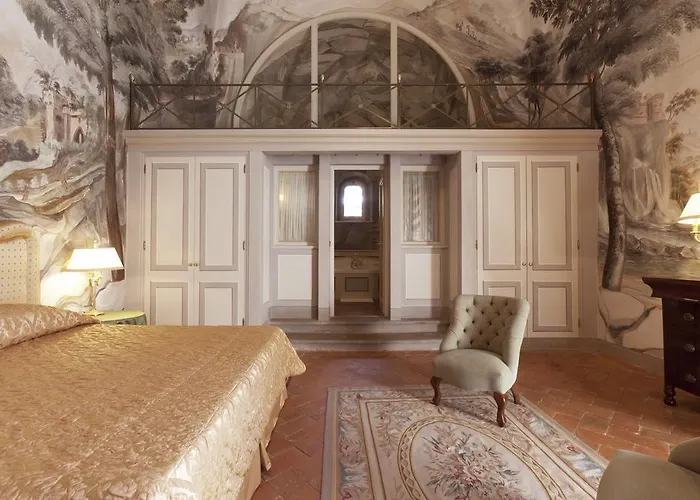 Hotell Relais Badia Di Campoleone 4*