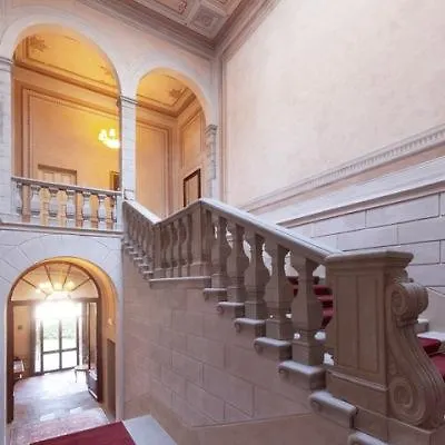 Relais Badia Di Campoleone 4*