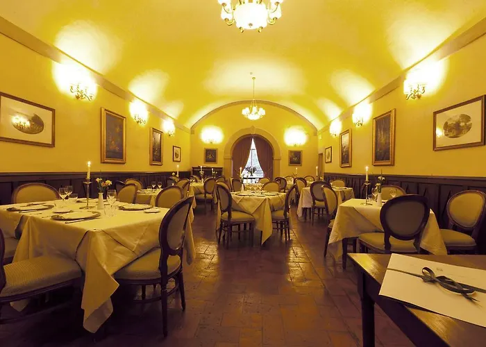 Hotell Relais Badia Di Campoleone 4*